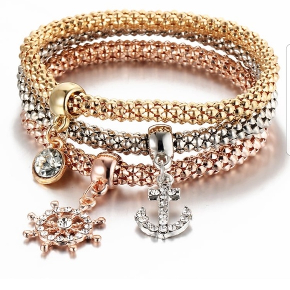 BEST SELLER 💥3 Piece Anchor Charm Bracelet - Picture 1 of 3